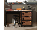 Alex Desk - room